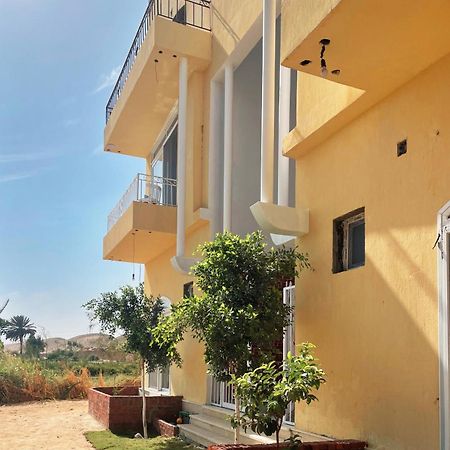 Karima House Otel Luksor Dış mekan fotoğraf