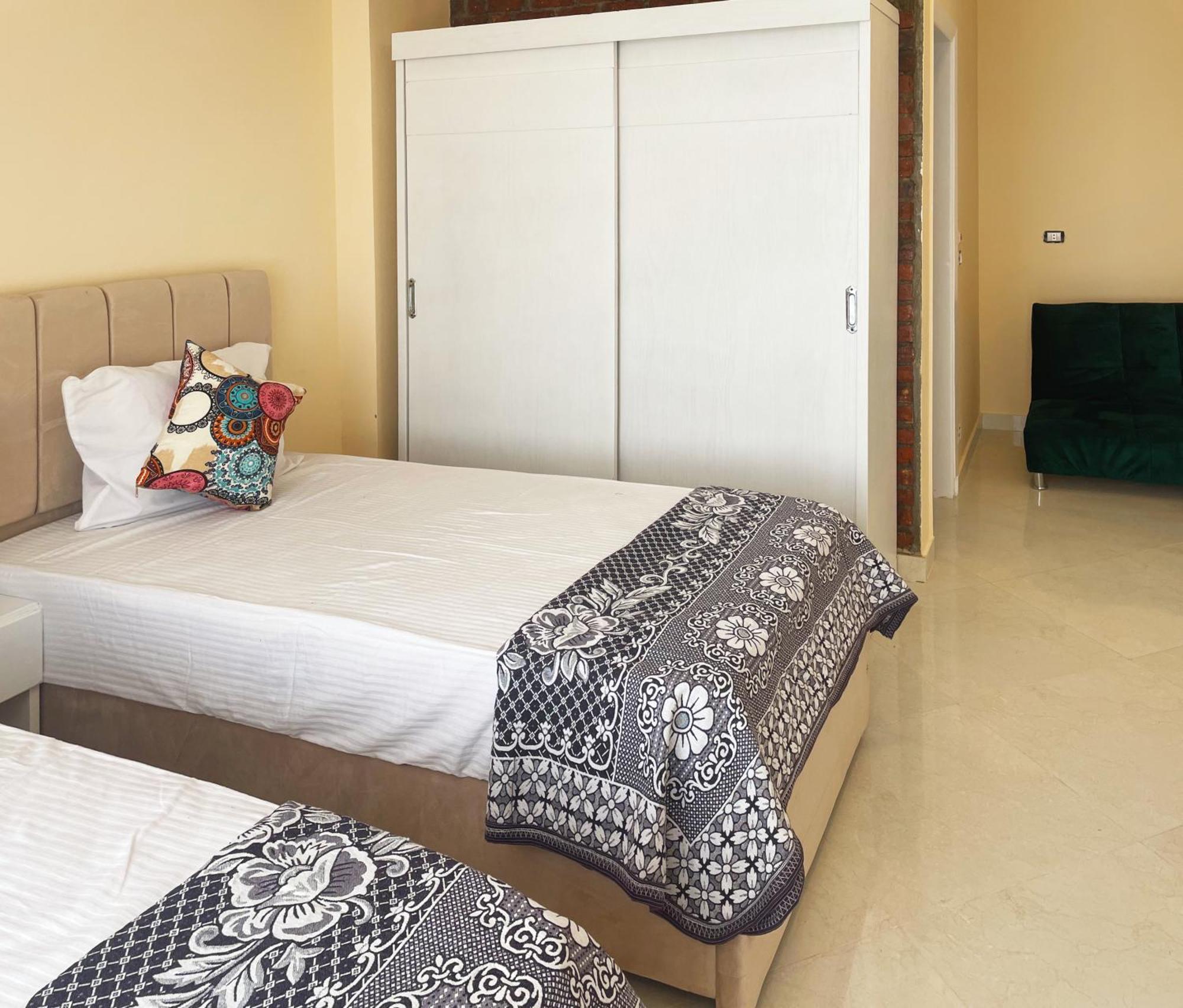 Karima House Otel Luksor Dış mekan fotoğraf